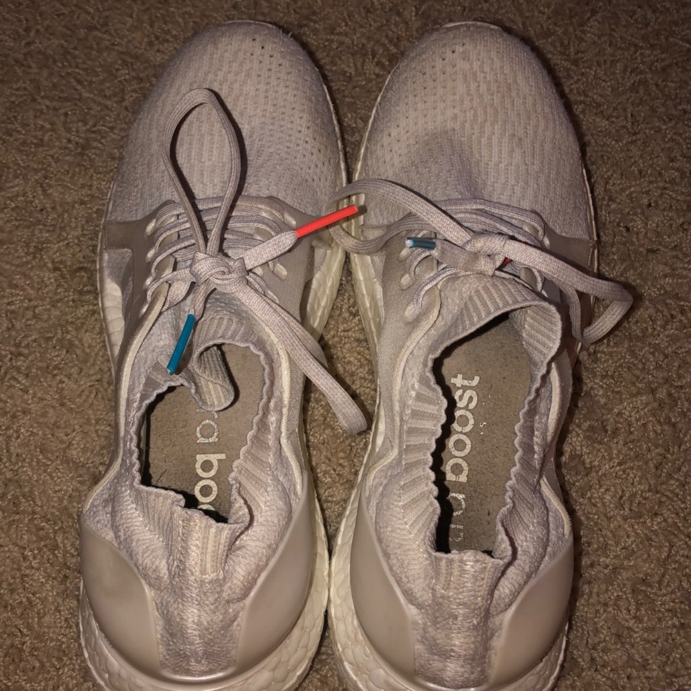 ADIDAS ULTRA BOOST X SIZE 9